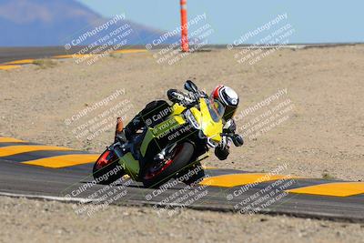 media/Oct-09-2022-SoCal Trackdays (Sun) [[95640aeeb6]]/Turn 12 (140pm)/